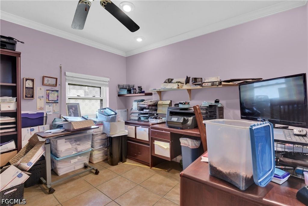 Image 26 of property listing at 2704 SW 2nd PL, Cape Coral, FL 33914