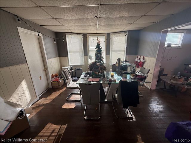 24500 Hayes Avenue, Eastpointe, MI 48021