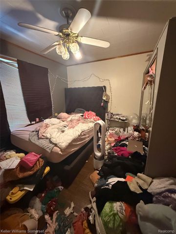 24500 Hayes Avenue, Eastpointe, MI 48021