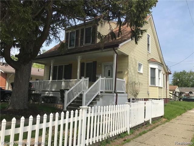 24500 Hayes Avenue, Eastpointe, MI 48021