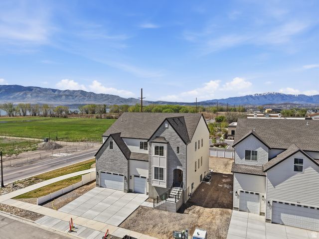157 N HUSKER LN, Saratoga Springs, UT 84045