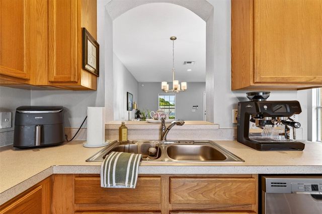 12256 FOXMOOR PEAK DRIVE, Riverview, FL 33579