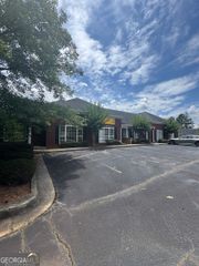 356 Corporate Center Court, Stockbridge, GA 30281
