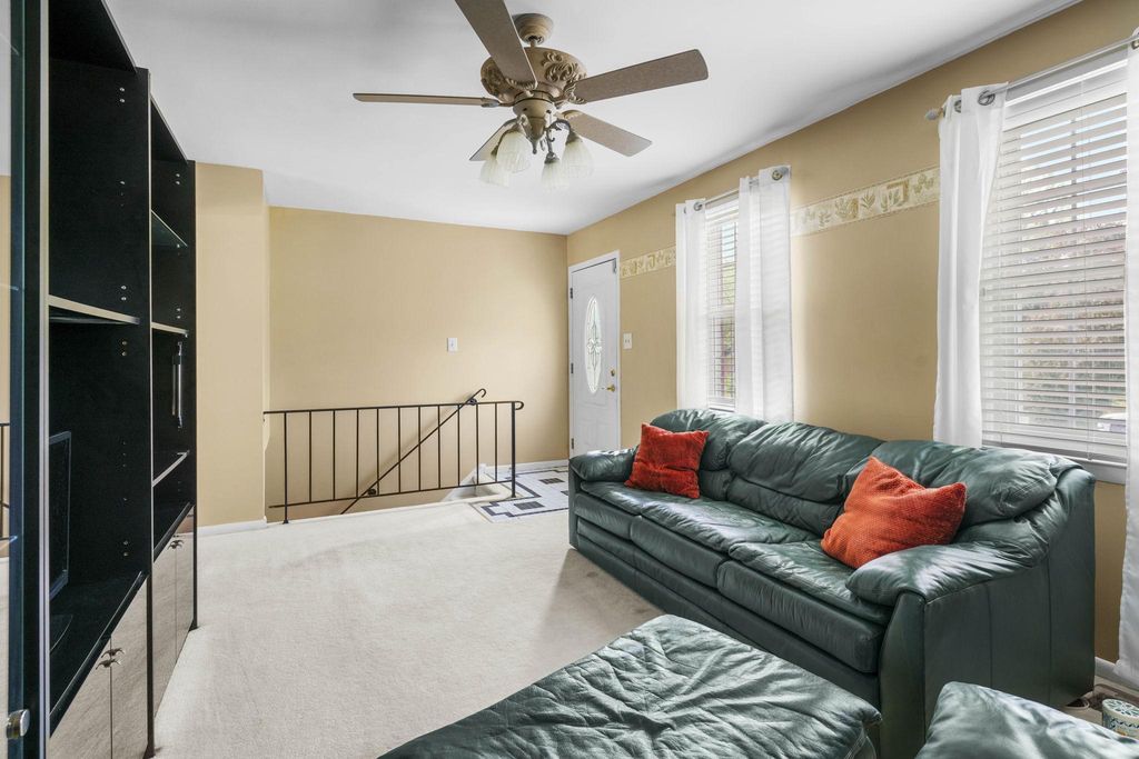 Image 16 of property listing at 10320 ANGORA DR, Cheltenham, MD 20623