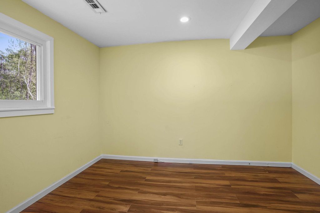 Image 21 of property listing at 10320 ANGORA DR, Cheltenham, MD 20623