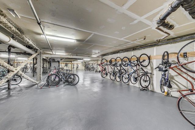 333 W Hubbard Street 209, Chicago, IL 60654