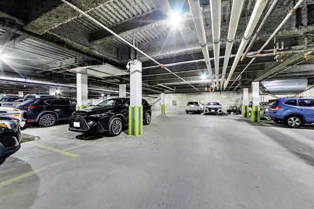 333 W Hubbard Street 209, Chicago, IL 60654