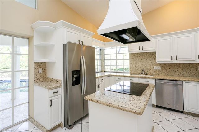 1040 Moon Lake DR, Naples, FL 34104