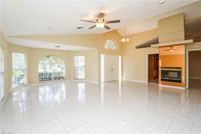 1040 Moon Lake DR, Naples, FL 34104