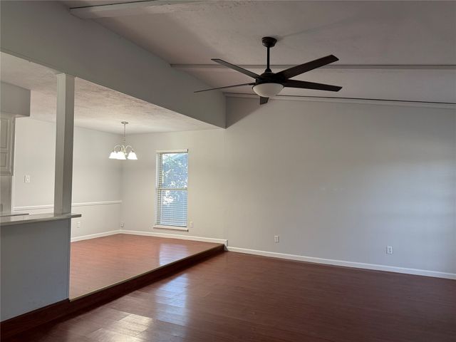7002 Forestview Drive, Arlington, TX 76016
