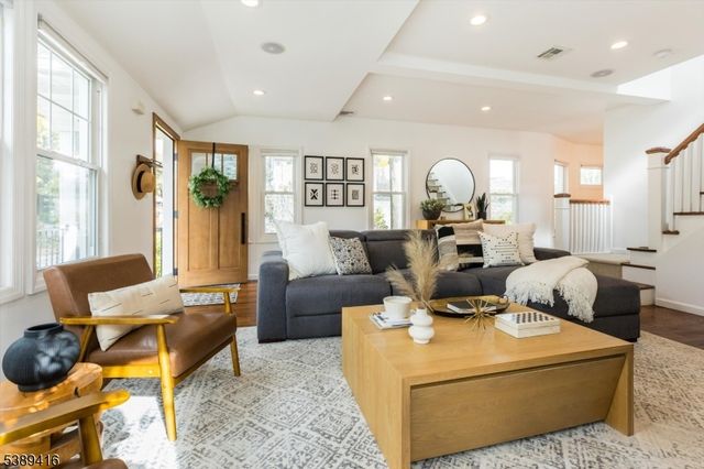 26 Union Ave, Maplewood Twp., NJ 07040