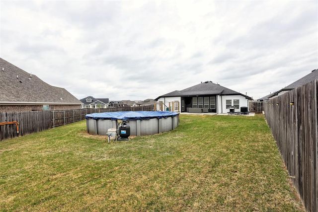 2221 NW 179th Street, Edmond, OK 73012