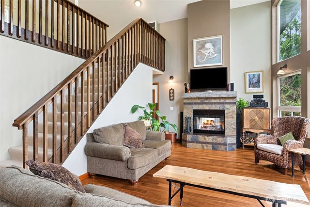 147 Octopus Avenue NE, Ocean Shores, WA 98569