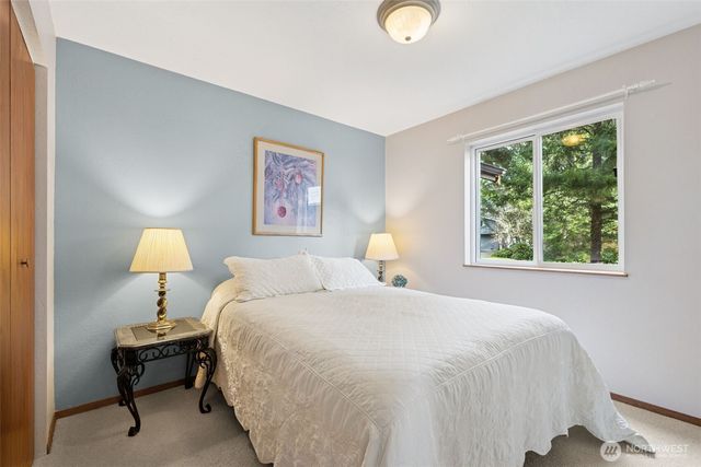 147 Octopus Avenue NE, Ocean Shores, WA 98569