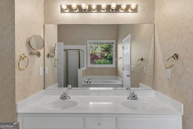 2940 Weatherstone Circle SE, Conyers, GA 30094
