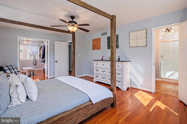 4 CHARTWELL CT, Owings Mills, MD 21117
