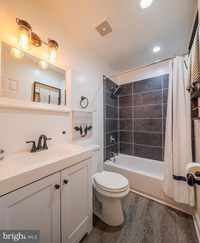 4 CHARTWELL CT, Owings Mills, MD 21117