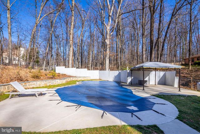4 CHARTWELL CT, Owings Mills, MD 21117