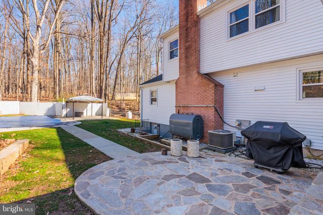 4 CHARTWELL CT, Owings Mills, MD 21117