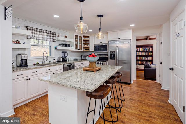 4 CHARTWELL CT, Owings Mills, MD 21117