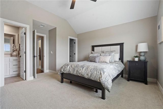 11038 Palisade Street, Olathe, KS 66061