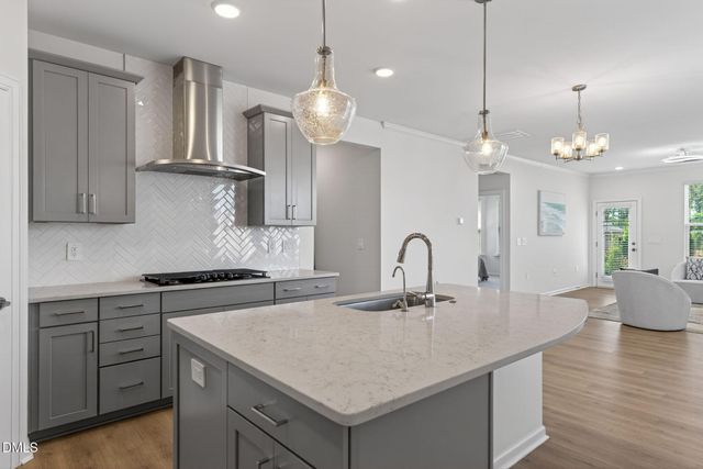 6432 Crown Parkway, Durham, NC 27703
