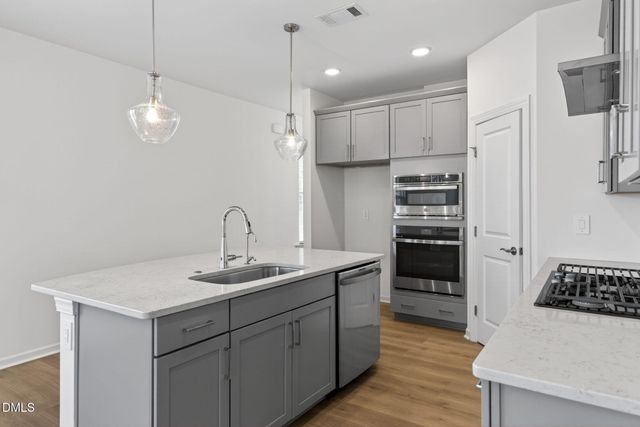 6432 Crown Parkway, Durham, NC 27703