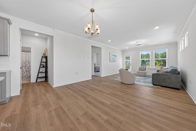 6432 Crown Parkway, Durham, NC 27703