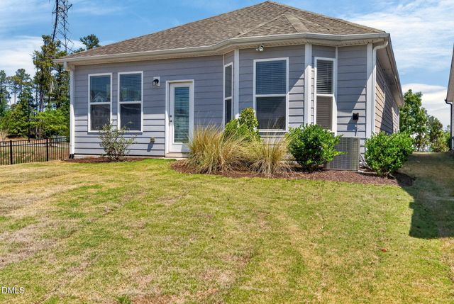 6432 Crown Parkway, Durham, NC 27703