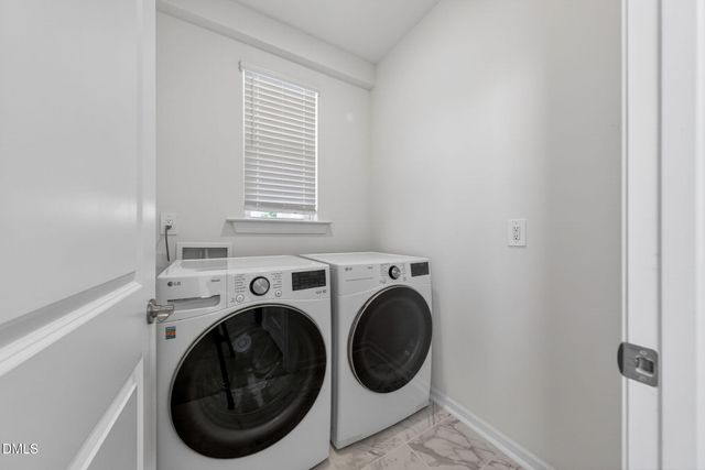6432 Crown Parkway, Durham, NC 27703