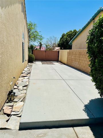 67810 Ontina, Cathedral City, CA 92234