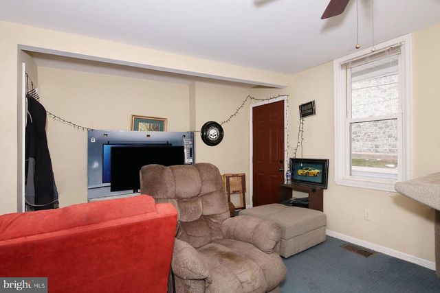 412 PERSHING AVE, Lebanon, PA 17042