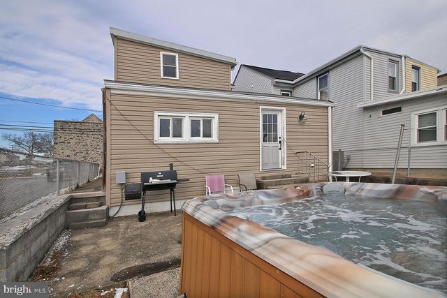 412 PERSHING AVE, Lebanon, PA 17042