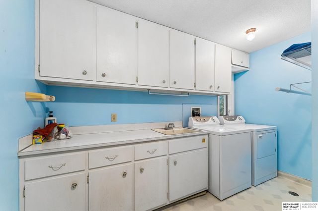 2309 S 114th Street, Omaha, NE 68144