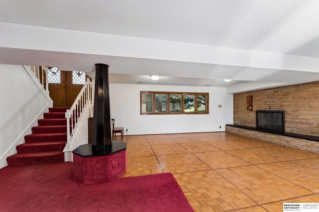 2309 S 114th Street, Omaha, NE 68144