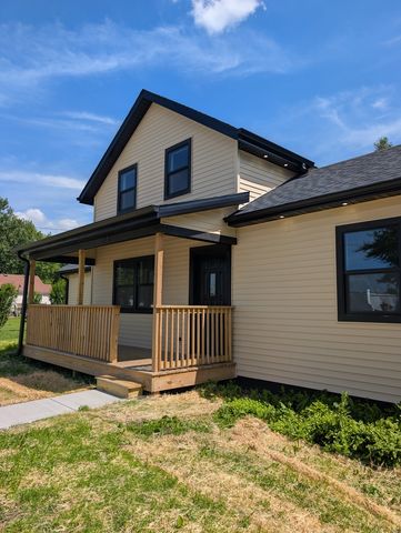 206 E Jefferson Street, Gardner, IL 60424