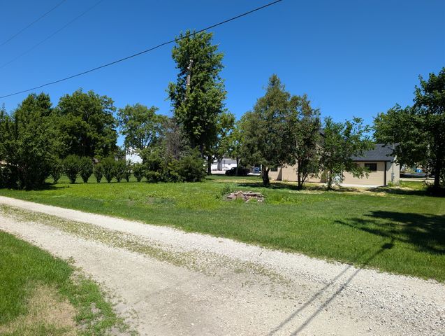 206 E Jefferson Street, Gardner, IL 60424