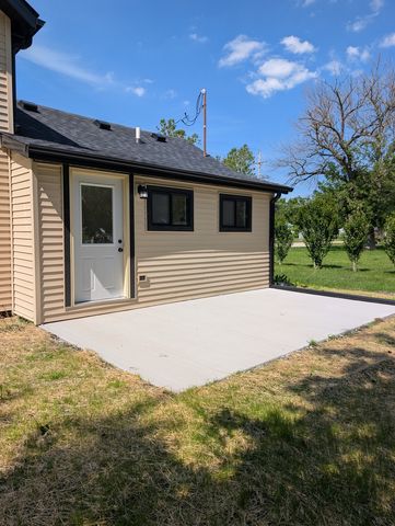 206 E Jefferson Street, Gardner, IL 60424