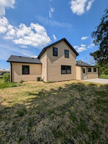 206 E Jefferson Street, Gardner, IL 60424