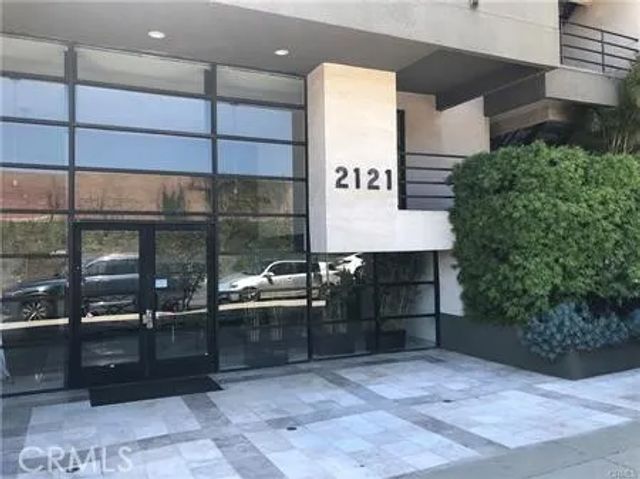 2121 Beloit 205, Los Angeles, CA 90025
