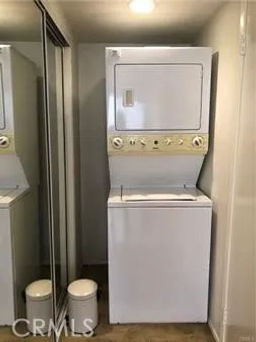 2121 Beloit 205, Los Angeles, CA 90025