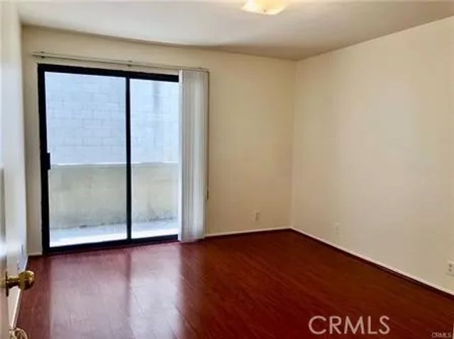 2121 Beloit 205, Los Angeles, CA 90025