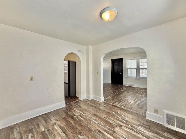 1138 10th Street, Beloit, WI 53511