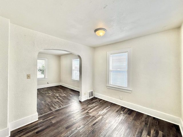 1138 10th Street, Beloit, WI 53511