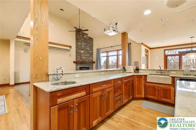 5590 Tuscany Court, Upper Saucon Twp, PA 18036