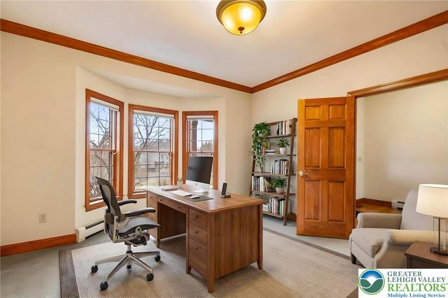 5590 Tuscany Court, Upper Saucon Twp, PA 18036