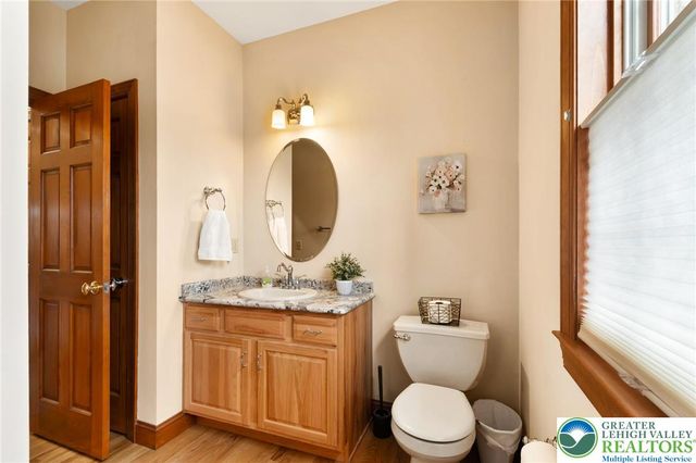 5590 Tuscany Court, Upper Saucon Twp, PA 18036