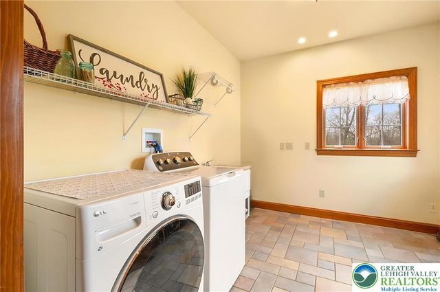 5590 Tuscany Court, Upper Saucon Twp, PA 18036