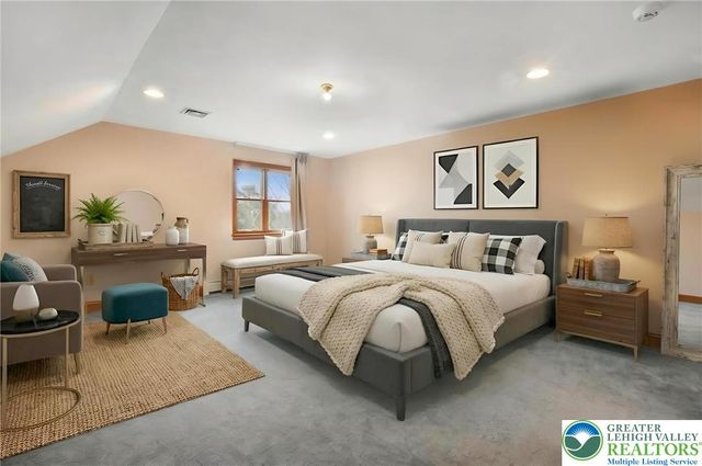 5590 Tuscany Court, Upper Saucon Twp, PA 18036