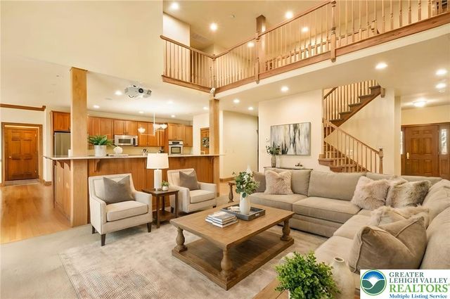 5590 Tuscany Court, Upper Saucon Twp, PA 18036